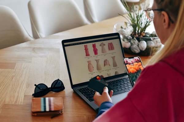 Shopping malin : gagnez du temps pendant un achat en ligne